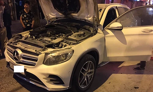 Mercedes-Benz GLC đầu tiên ở Việt Nam "cháy máy"