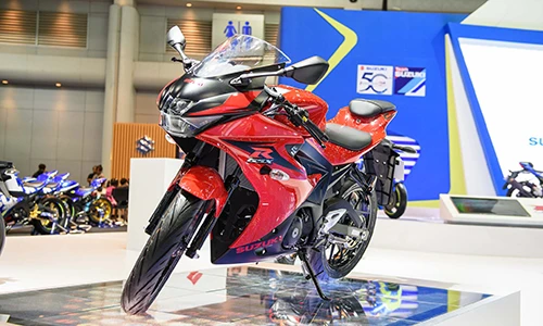 Môtô thể thao Suzuki GSX-R150 "chốt giá" từ 56 triệu đồng
