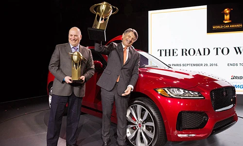 Xe của năm 2017 - Jaguar F-Pace giá từ 3,6 tỷ tại VN