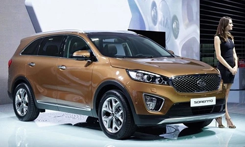 SUV 7 chỗ Kia Sorento mới giá từ 1,04 tỷ đồng