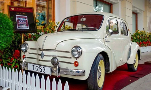 Ôtô Renault 4CV của tướng tình báo Phạm Xuân Ẩn 