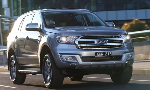 Ford Everest 2017 “chốt giá” 921 triệu tại Thái Lan