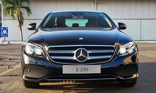 Cận cảnh Mercedes E250 lắp ráp VN giá 2,47 tỷ đồng
