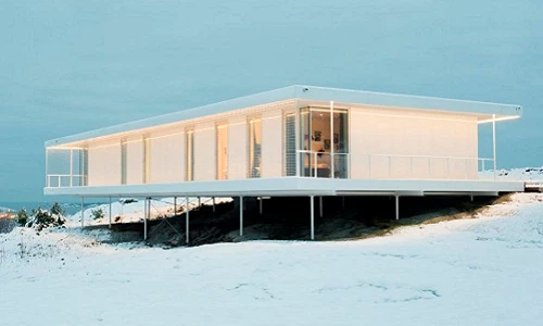 Ngắm ngôi nhà bằng nhựa đẹp nhất thế giới