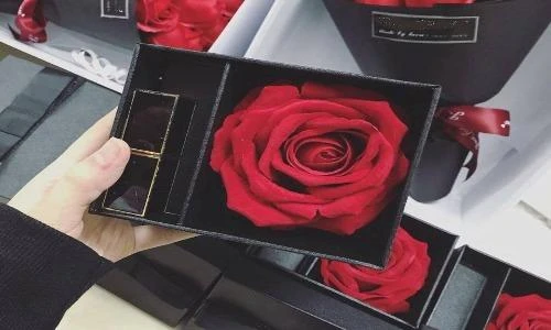 Valentines 2019, "đốn tim" hội chị em với nhưng món quà "siêu ngọt"