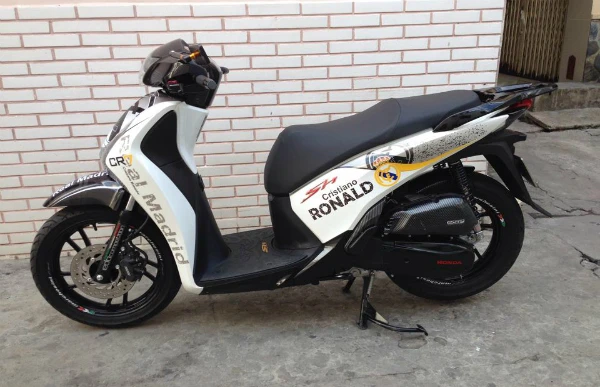 Vẻ kiêu sa Honda SH của Real Madrid ở Việt Nam