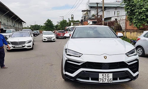 "Soi" biển độc trên Lamborghini Urus hơn 23 tỷ của Minh Nhựa