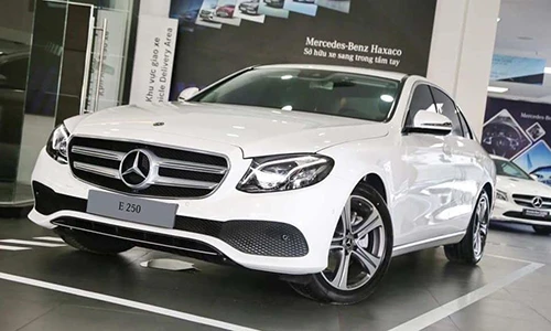 Cận cảnh Mercedes-Benz E-Class 2019 hơn 2 tỷ tại Việt Nam