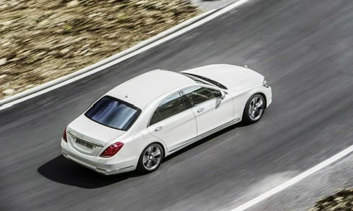 S-Class Hybrid đầu tiên của Mercedes có gì đặc biệt?