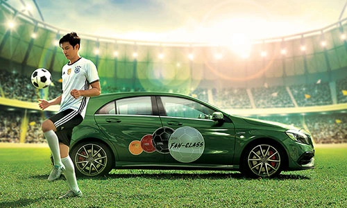 Huy Khánh cùng hatchback Mercedes cổ vũ tuyển Đức