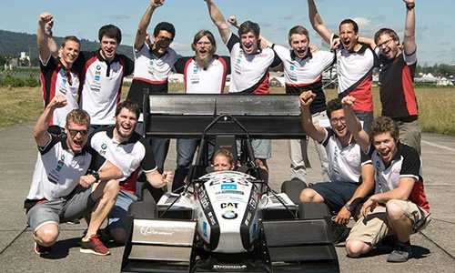 Sinh viên chế tạo siêu xe điện Grimsel nhanh nhất TG