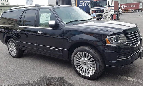 Siêu "khủng long" SUV Lincoln Navigator 2015 cập bến Hà Nội