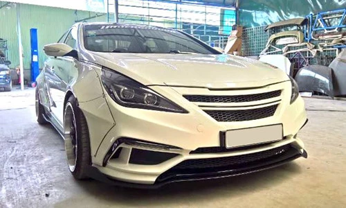Nhìn lại ôtô giá rẻ Hyundai Sonata độ siêu xe tại Hà Nội 