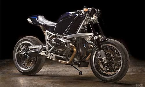 Huyền thoại BMW R1200S trở lại hoành tráng