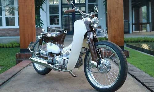 Dân chơi Indonesia độ Honda Super Cub siêu độc