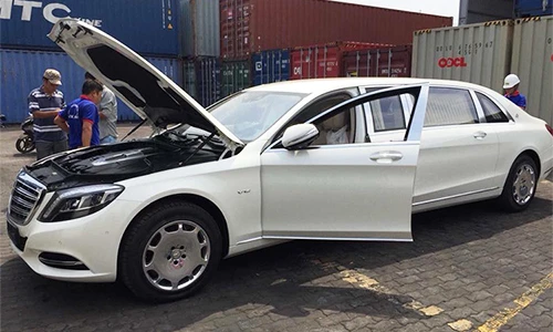 Xe sang triệu đô Mercedes-Maybach S600 Pullman về Việt Nam