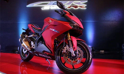 “Soi” Honda CBR250RR 2018 màu mới giá 96 triệu