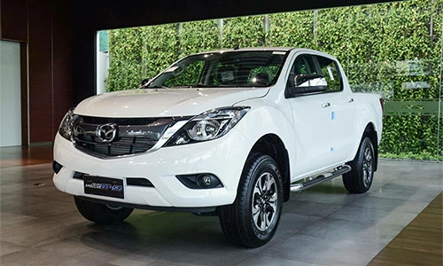 Cận cảnh Mazda BT-50 mới giá từ 655 triệu tại VN