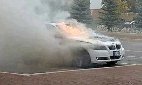BMW triệu hồi gần 324.000 xe do nguy cơ cháy động cơ