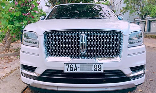 Giá lăn bánh Lincoln Navigator ở Việt Nam tới 11,6 tỷ đồng?