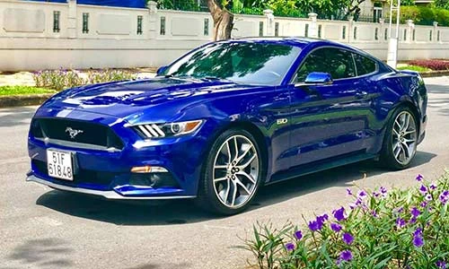 Ford Mustang GT V8 hàng hiếm giá 2,7 tỷ tại Sài Gòn