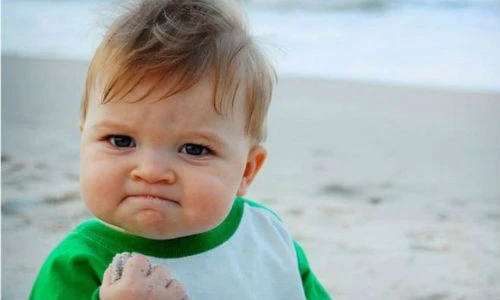 10 nhóc tì đáng yêu kiếm tiền làm người lớn lác mắt