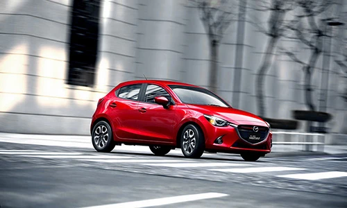 Mazda2 (CKD) tại Việt Nam thay đổi gì so với xe nhập?