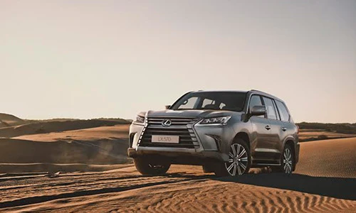 Lexus LX570 2016 chốt giá 5,6 tỷ đồng tại Việt Nam