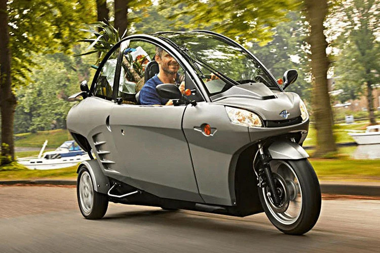 Carver EV - chiếc xe điện 3 bánh "chạy phố" chỉ 268 triệu đồng