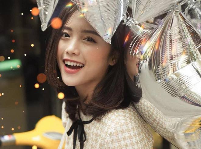 Mê mẩn nụ cười tỏa nắng không cần "diễn sâu" của 9x Hà thành 