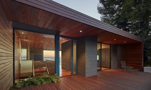 Ngỡ ngàng nhà cấp 4 ốp gỗ đẹp long lanh trên núi