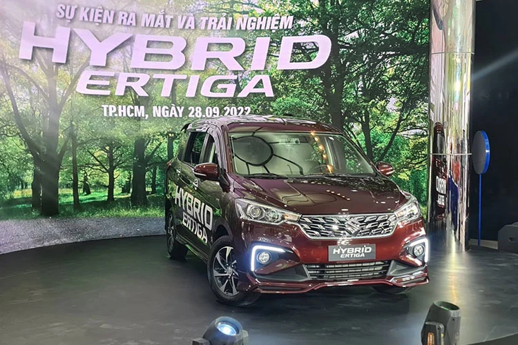 Cận cảnh Suzuki Ertiga hybrid 2023, xe hybrid rẻ nhất tại Việt Nam
