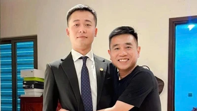 Tiến Nguyễn xuất hiện sau lùm xùm kẹo rau củ Kera, 