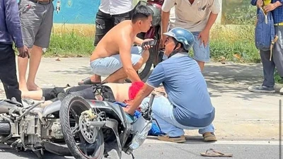 Tông xe khi chở con đi khám bệnh, hai vợ chồng thiệt mạng