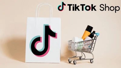 Tiktok Shop đột ngột tăng phí gấp 3 lần, tiểu thương tiến thoái lưỡng nan