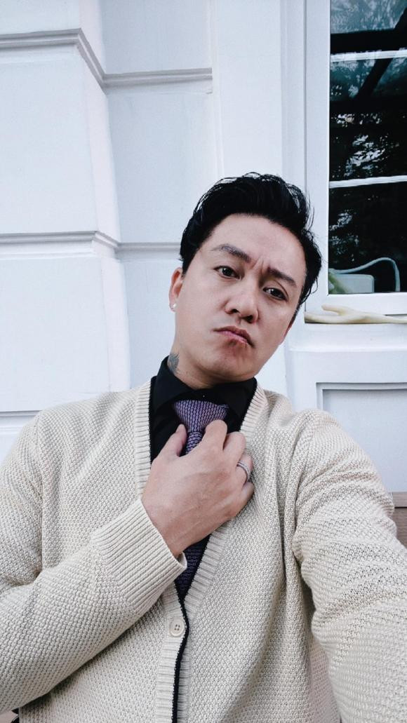 Tuấn Hưng đáp trả khi bị chê xấu, chẳng ngại nhắc đến Duy Mạnh Tuan Hung dap tra khi bi che xau, chang ngai nhac den Duy Manh