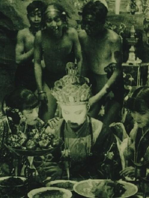 Chuyện ly kỳ về phiên bản 'Tây Du Ký' 1927 từng bị cấm chiếu - Hình 3 Chuyen ly ky ve phien ban 'Tay Du Ky' 1927 tung bi cam chieu-Hinh-3