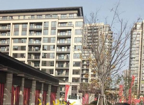 Chảy máu mũi khi về nhà mới, gia chủ tố căn hộ có độc tố - Hình 2 Chay mau mui khi ve nha moi, gia chu to can ho co doc to-Hinh-2
