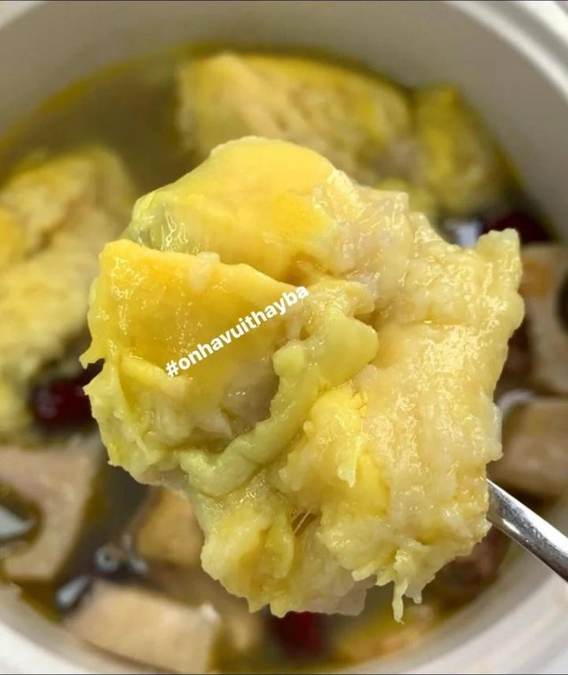Món "canh sầu" kỳ lạ: Người chê đau bụng, kẻ khen ngon "bá cháy" - Hình 2 Mon