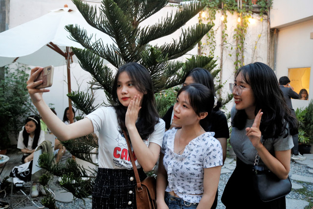 Vì sao khách chỉ tới quán cà phê sống ảo ở TP.HCM một lần? - Hình 5 Vi sao khach chi toi quan ca phe song ao o TP.HCM mot lan?-Hinh-5