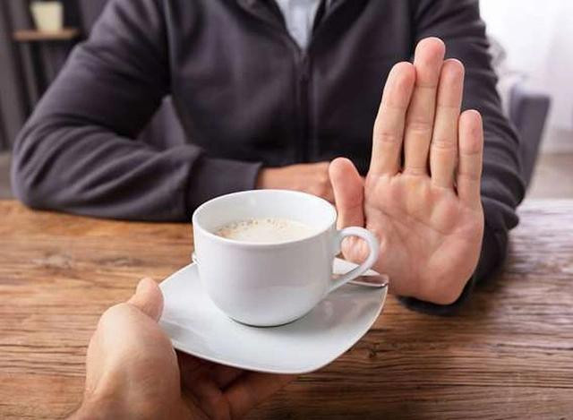 5 thói quen uống cà phê nguy hiểm người hiện đại nào cũng mắc 5 thoi quen uong ca phe nguy hiem nguoi hien dai nao cung mac