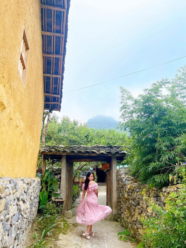 Khám phá Hà Giang: Đắm mình trong vẻ hoang sơ, núi đá hùng vĩ - Hình 2 Kham pha Ha Giang: Dam minh trong ve hoang so, nui da hung vi-Hinh-2