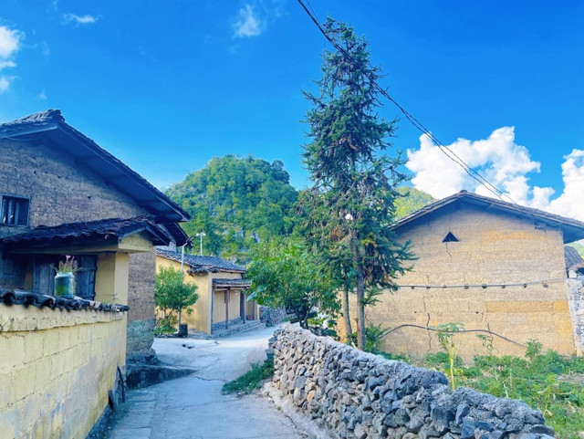 Khám phá Hà Giang: Đắm mình trong vẻ hoang sơ, núi đá hùng vĩ - Hình 17 Kham pha Ha Giang: Dam minh trong ve hoang so, nui da hung vi-Hinh-17