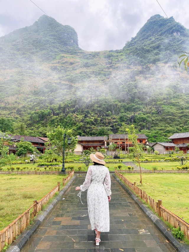 Khám phá Hà Giang: Đắm mình trong vẻ hoang sơ, núi đá hùng vĩ - Hình 5 Kham pha Ha Giang: Dam minh trong ve hoang so, nui da hung vi-Hinh-5