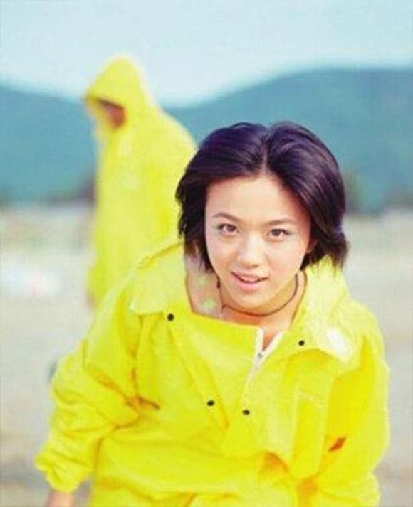 Khi còn trẻ, Chương Tử Di, Thang Duy, Cao Viên Viên ai đẹp nhất? - Hình 3 Khi con tre, Chuong Tu Di, Thang Duy, Cao Vien Vien ai dep nhat?-Hinh-3