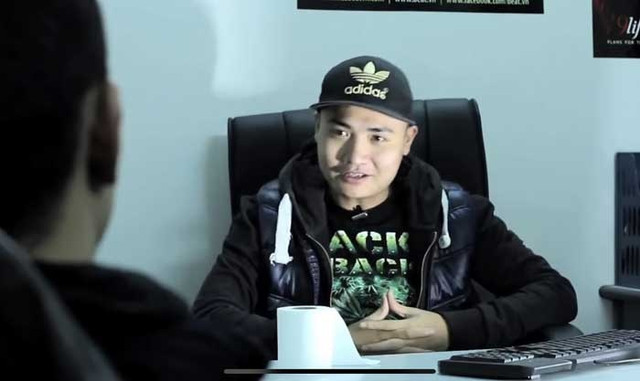 Vết trượt của Tuấn Saker và những YouTuber 'đen' Vet truot cua Tuan Saker va nhung YouTuber 'den'