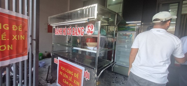 Ngộ độc sau khi ăn bánh mì ở Đồng Nai là do Salmonella, E.coli... Ngo doc sau khi an banh mi o Dong Nai la do Salmonella, E.coli...