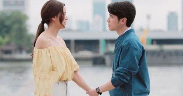 Nghe bồ nói chuyện điện thoại, chồng "cua xe" quay về bên vợ - Hình 2 Nghe bo noi chuyen dien thoai, chong