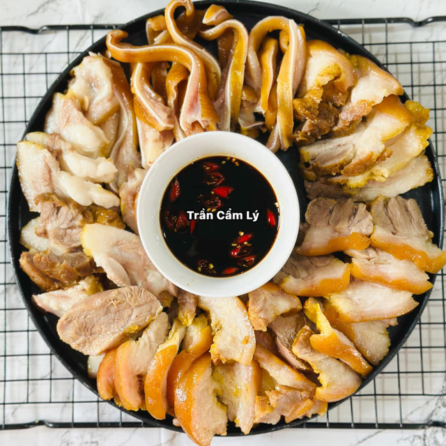 Bộ phận toàn collagen của con heo, nấu món này cực ngon - Hình 7 Bo phan toan collagen cua con heo, nau mon nay cuc ngon-Hinh-7