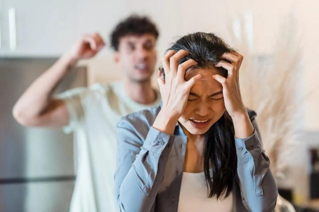 Em dâu không chăm mẹ chồng, đùn đẩy trách nhiệm khiến tôi bức xúc Em dau khong cham me chong, dun day trach nhiem khien toi buc xuc